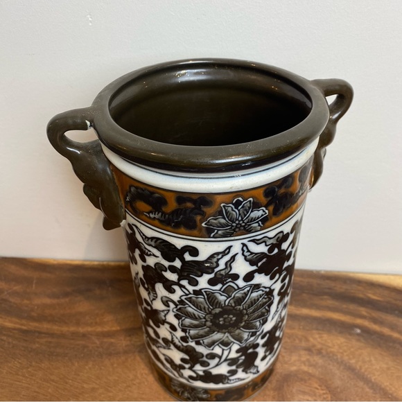 Dark Floral Asian Vase with Handles, Traditional style - Picture 5 of 10
